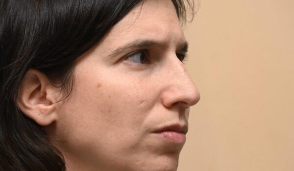 Schlein, Meloni faceva la spavalda ma ieri notte si è rotta la maggioranza