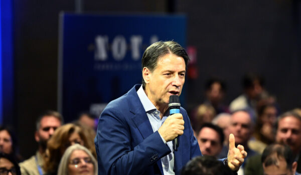 Conte, assolverò il mandato di Nova, no al vivacchiare della politica
