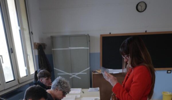 Regionali: alle 23 in Veneto affluenza al 33,88%, calo del 12,2%