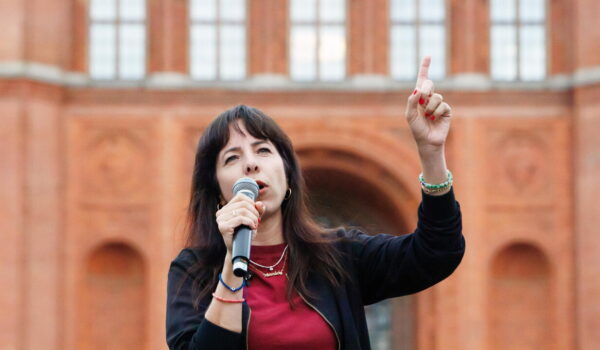 Candidata Linke a Berlino, ‘fatta la storia, da oggi cambiamo la nostra città’