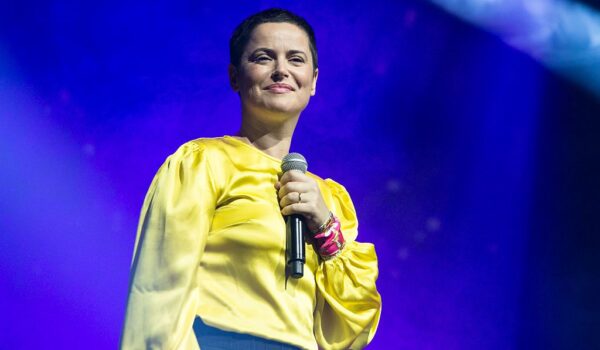 Silvia Salemi: «Dopo la morte di mia sorella non ho parlato fino a cinque anni. Ho sempre voluto essere la forza dei miei genitori, non una loro preoccupazione»