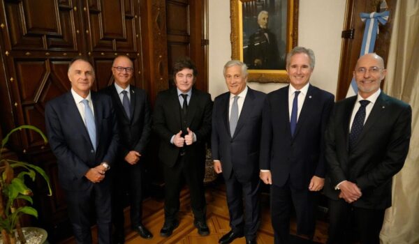 Tajani firma con il governo argentino accordi su materie prime e cooperazione