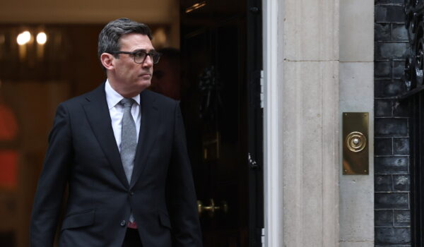 Burnham sente Trump, Ucraina abbia pieno accesso a Starlink