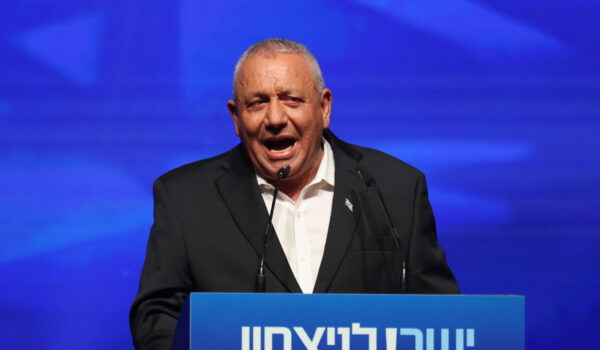 Eisenkot, ‘risultati preliminari indicano chiara sfiducia per governo Netanyahu’